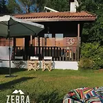 Zebra Country Wood House Chalet *