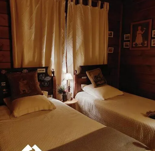 Zebra Country Wood House * Arcos de Valdevez