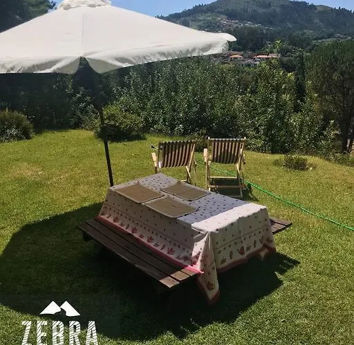 Zebra Country Wood House Chalet